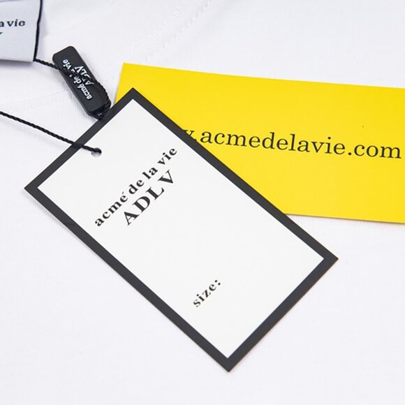 Acme De La Vie Short-Sleeved T-Shirt With Bear Lines Print - Picture 4 of 9